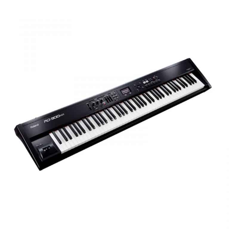 คีย์บอร์ด / เปียโนไฟฟ้า เช่าคีย์บอร์ด และเช่าเปียโนไฟฟ้า Roland